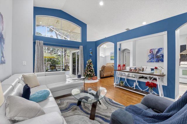 9403 Verona Lakes Boulevard, Boynton Beach, FL 33472