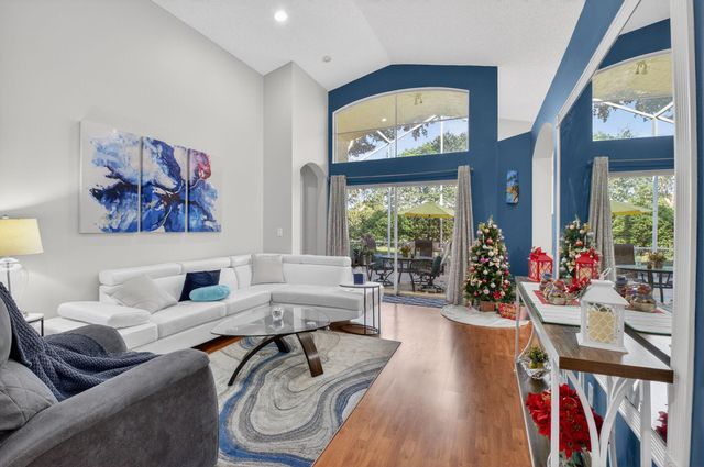 9403 Verona Lakes Boulevard, Boynton Beach, FL 33472