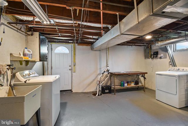 111 W SYLVAN AVE, Morton, PA 19070