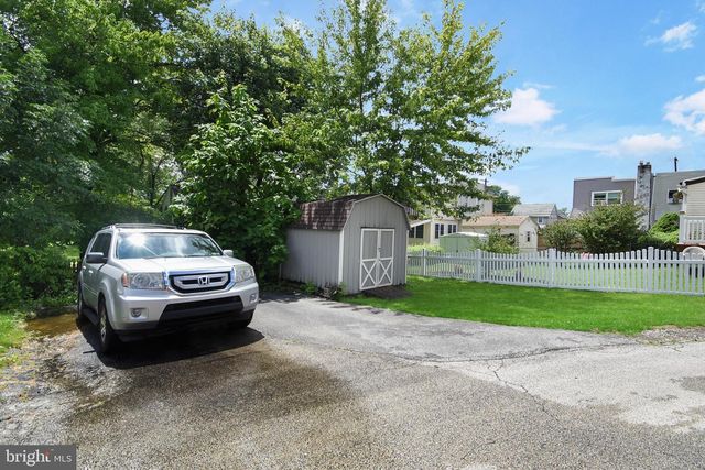 111 W SYLVAN AVE, Morton, PA 19070