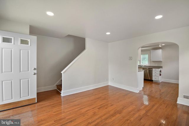 111 W SYLVAN AVE, Morton, PA 19070