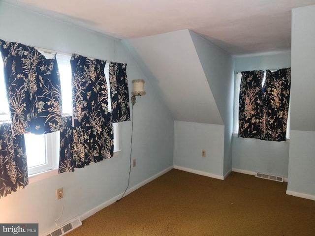 1309 PASSEY LN, Lancaster, PA 17603