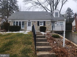 1309 PASSEY LN, Lancaster, PA 17603