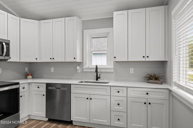 177 Long Pond Loop, Swansboro, NC 28584