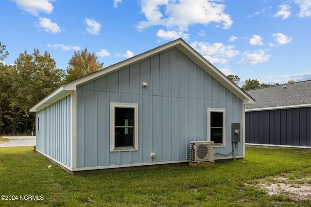 177 Long Pond Loop, Swansboro, NC 28584