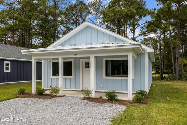 177 Long Pond Loop, Swansboro, NC 28584
