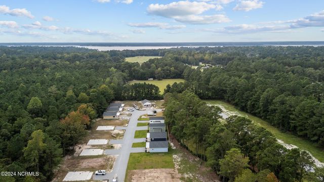 177 Long Pond Loop, Swansboro, NC 28584
