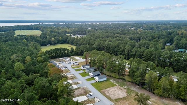 177 Long Pond Loop, Swansboro, NC 28584
