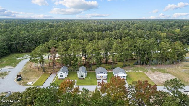 177 Long Pond Loop, Swansboro, NC 28584