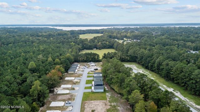 177 Long Pond Loop, Swansboro, NC 28584