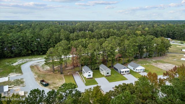 177 Long Pond Loop, Swansboro, NC 28584