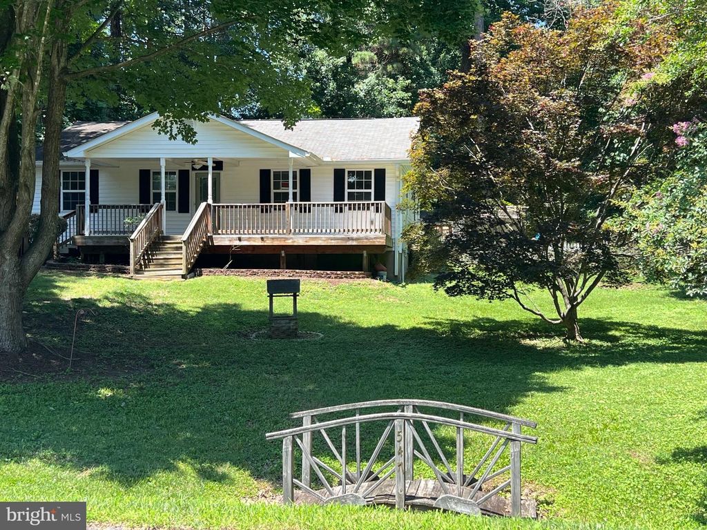 1157 WHITE SANDS DR, Lusby, MD 20657