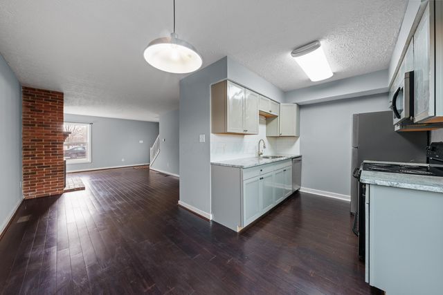 438 Edinburgh Road, 438-452, Dublin, OH 43017