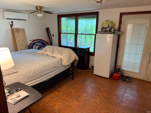8180 E Northshore Drive, Unionville, IN 47468