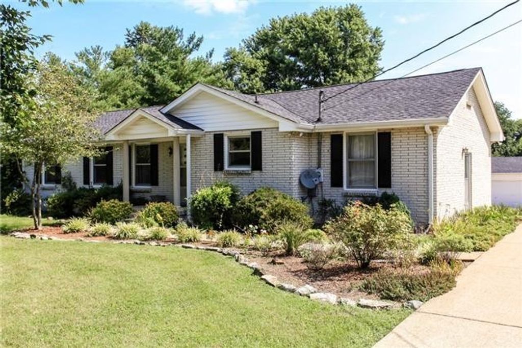 802 Ronald Dr, Franklin, TN 37064