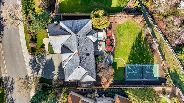 2302 277th Avenue SE, Sammamish, WA 98075