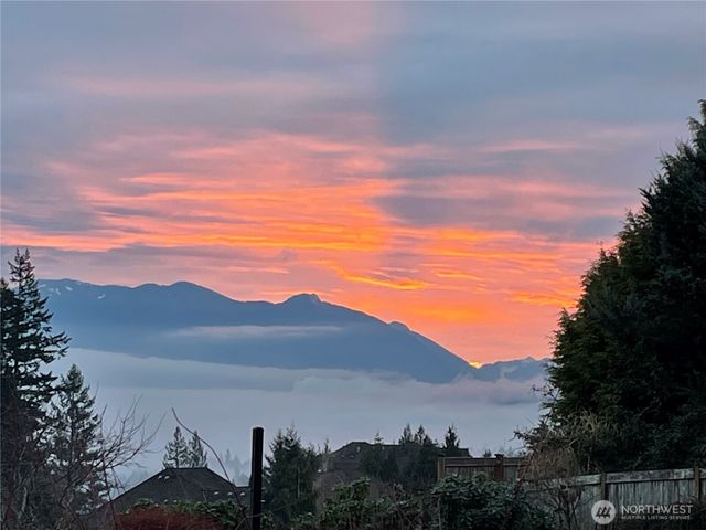 2302 277th Avenue SE, Sammamish, WA 98075