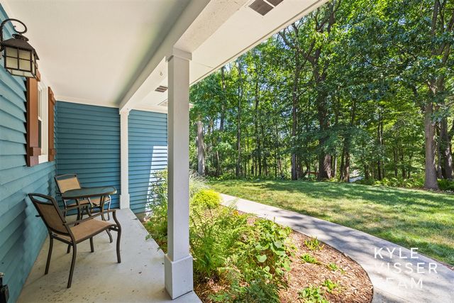 6728 Gleneagles Drive, Grand Rapids, MI 49546