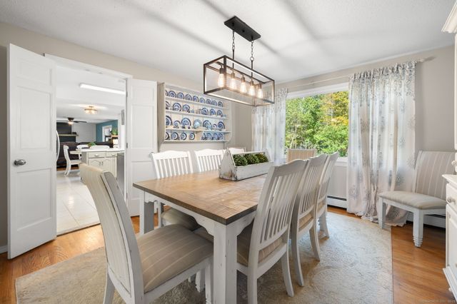 31 Seabury Avenue, Ledyard, CT 06339