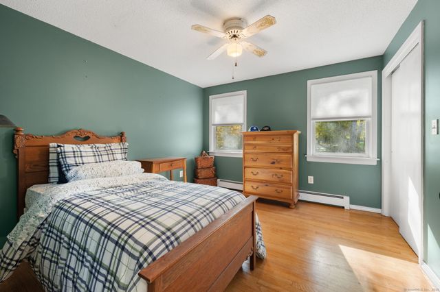 31 Seabury Avenue, Ledyard, CT 06339