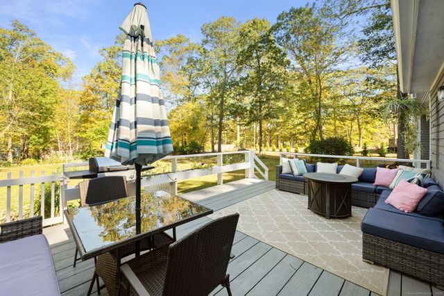 31 Seabury Avenue, Ledyard, CT 06339