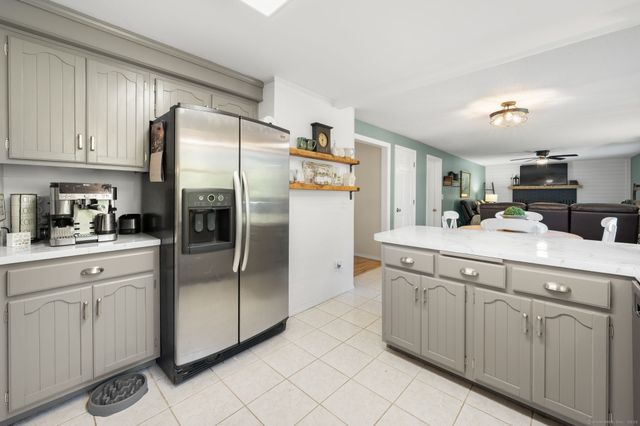 31 Seabury Avenue, Ledyard, CT 06339