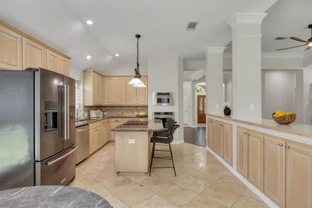 2105 Vintage Drive, Corinth, TX 76210
