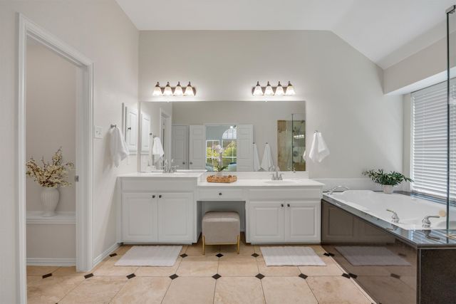 2105 Vintage Drive, Corinth, TX 76210