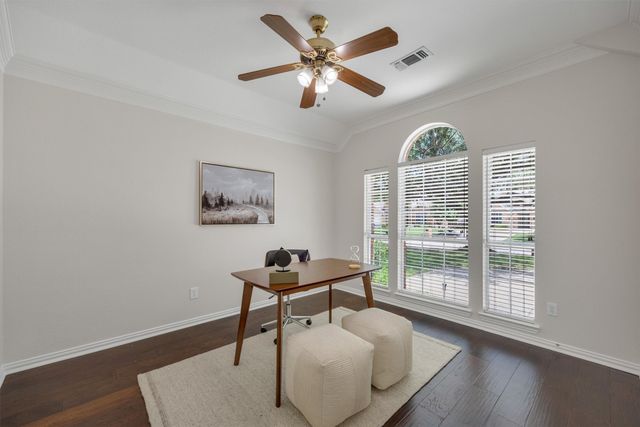 2105 Vintage Drive, Corinth, TX 76210