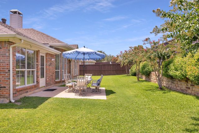 2105 Vintage Drive, Corinth, TX 76210