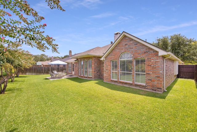 2105 Vintage Drive, Corinth, TX 76210