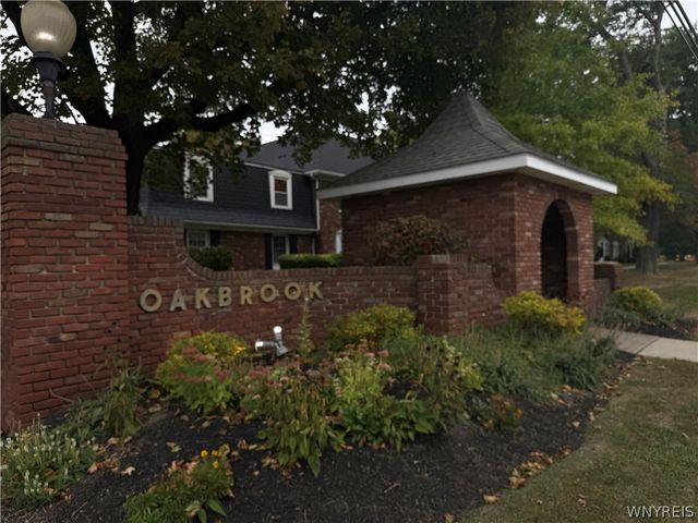 40 Hamlin Sq B, Amherst, NY 14221