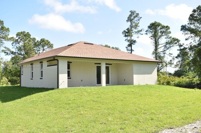 2515 45th st W, Lehigh Acres, FL 33971