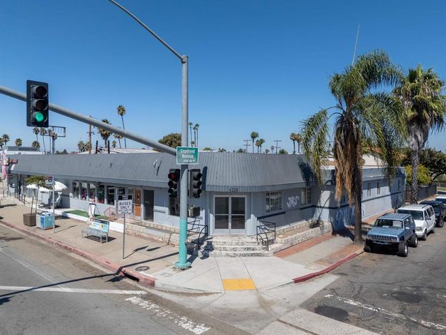 4228 El Cajon Blvd, San Diego, CA 92105