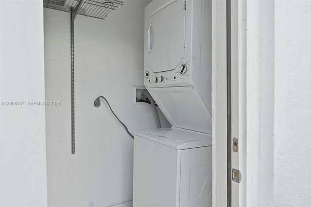 5270 NW 2nd St, Miami, FL 33126