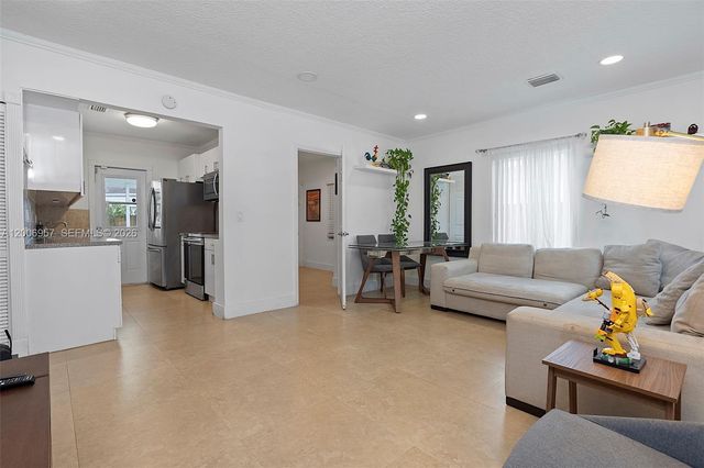 5270 NW 2nd St, Miami, FL 33126