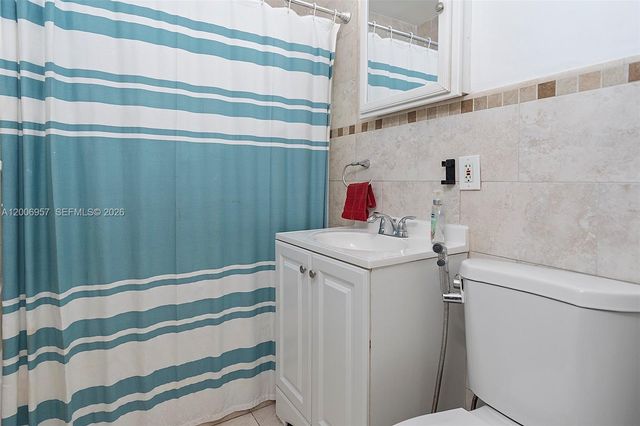 5270 NW 2nd St, Miami, FL 33126