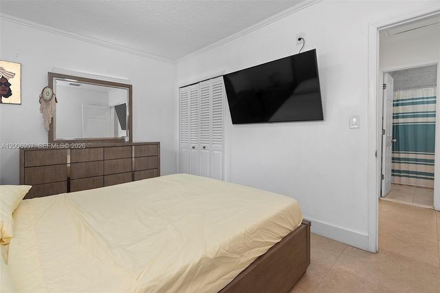 5270 NW 2nd St, Miami, FL 33126