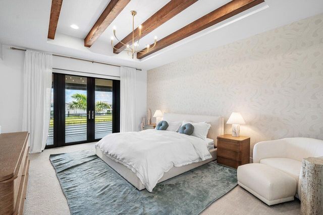 8323 Essex Country Clb Drive, Boca Raton, FL 33434