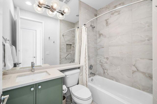 8323 Essex Country Clb Drive, Boca Raton, FL 33434