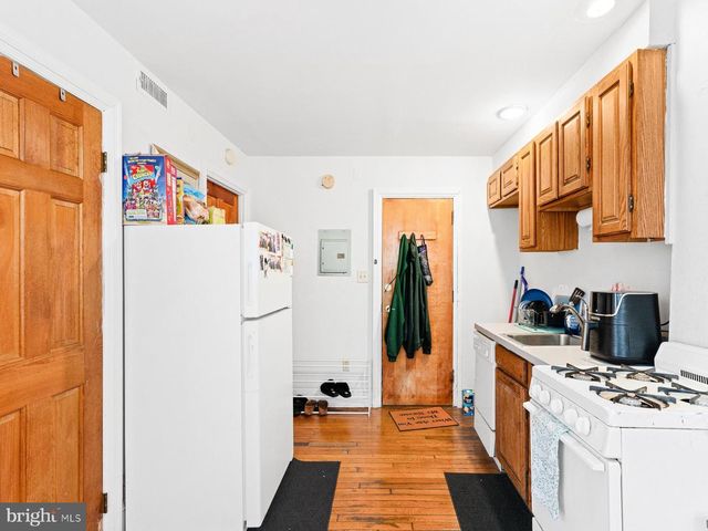 3627 POWELTON AVE, Philadelphia, PA 19104