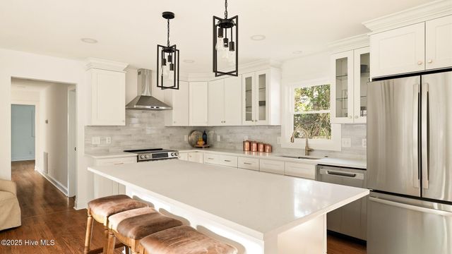 475 W Maine Avenue, Southern Pines, NC 28387