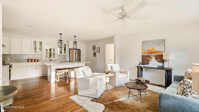 475 W Maine Avenue, Southern Pines, NC 28387