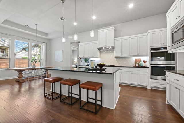 7508 Colibri DR, Austin, TX 78738