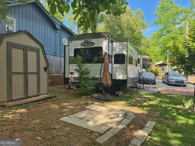 1085 Mountain Shadows Drive, Cleveland, GA 30528