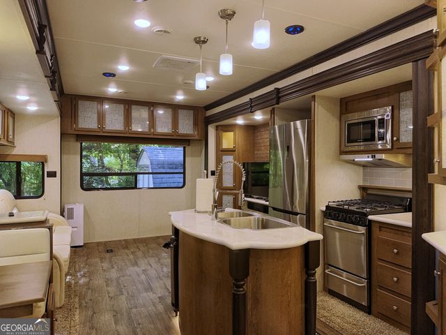 1085 Mountain Shadows Drive, Cleveland, GA 30528