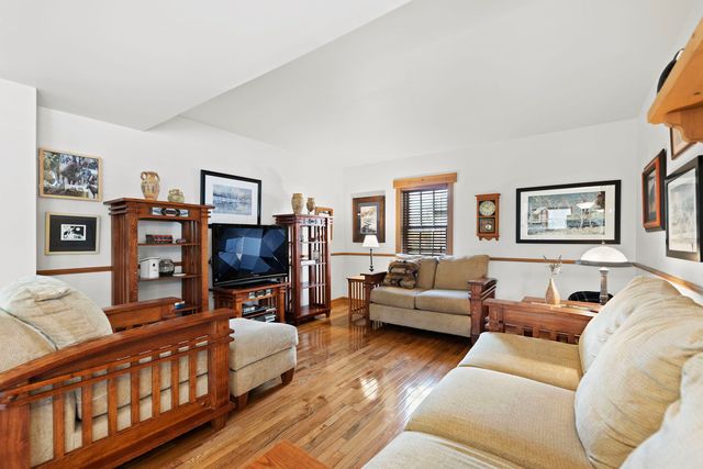 1740 Idlewild Lane, Homewood, IL 60430