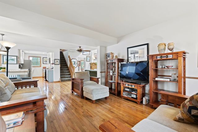 1740 Idlewild Lane, Homewood, IL 60430