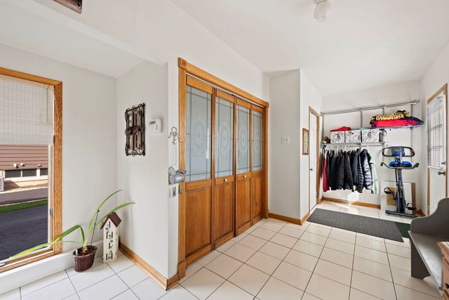 1740 Idlewild Lane, Homewood, IL 60430