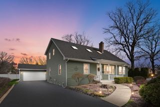 1740 Idlewild Lane, Homewood, IL 60430